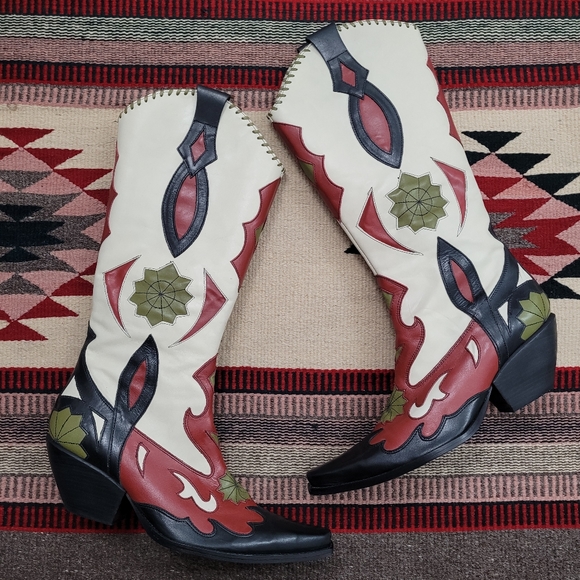 BCBG Shoes - Vintage BCBG Girls Cowgirl Western Patchwork Cutout Cowboy Boots Sz 10